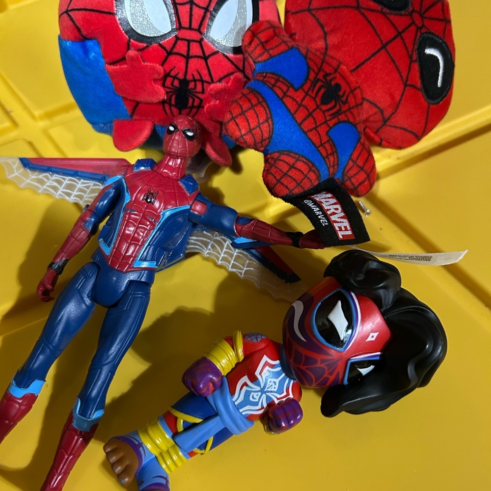 Spider-Man bundle - Picture 2 of 3
